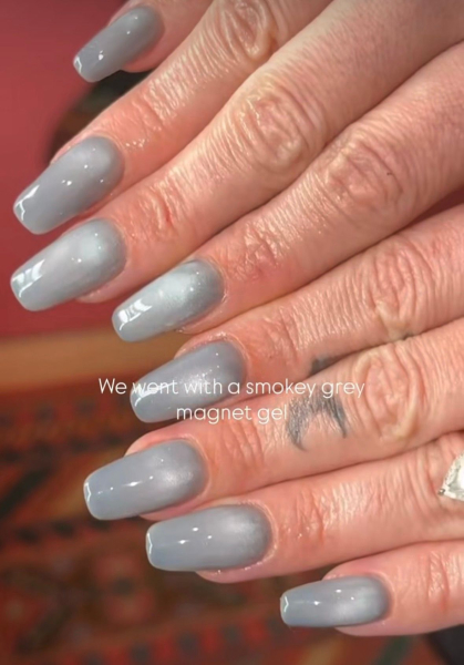 Demi Lovato's magnetic gray manicure